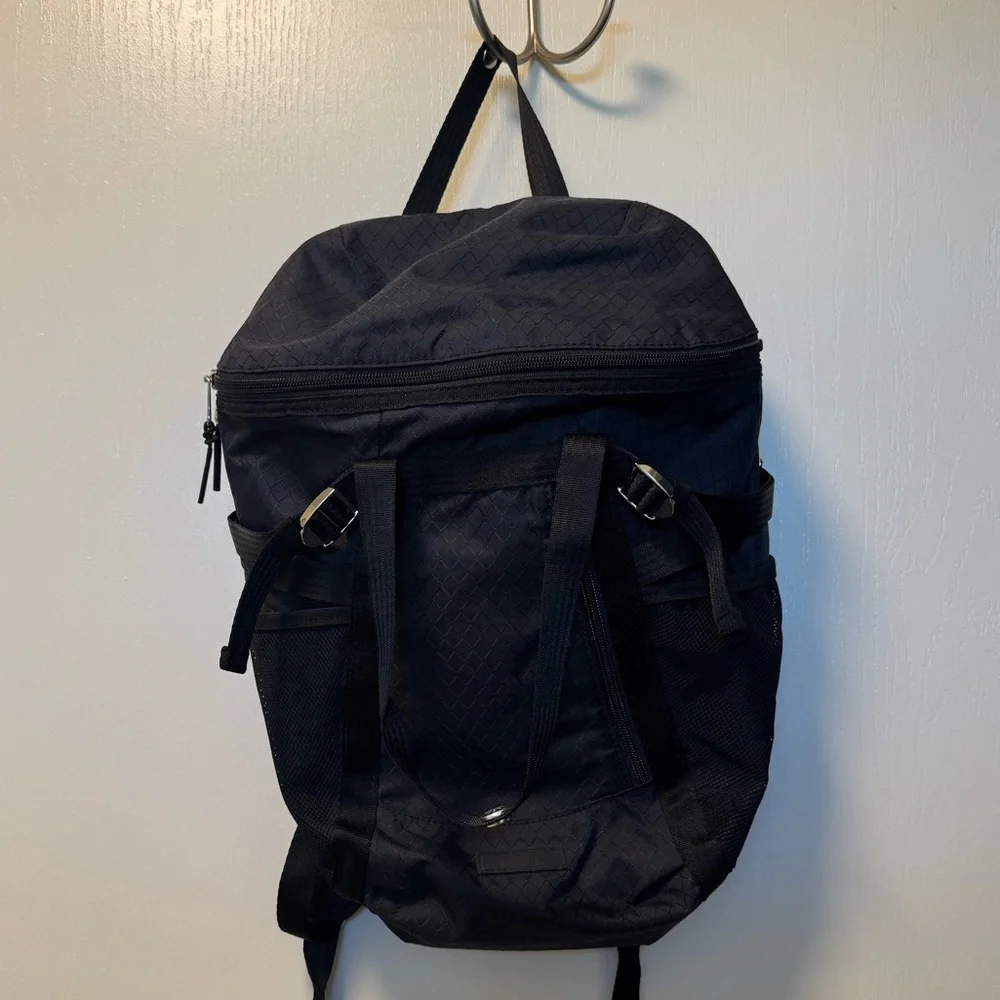 Athleta Excursion Backpack - Picture 6 of 11